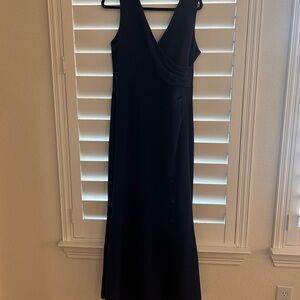 Black Sleeveless V-Neck Maxi Gown